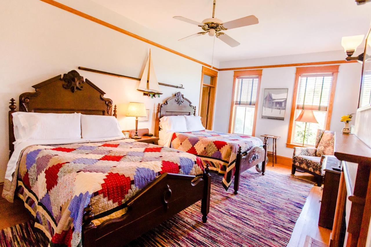 مانتيو Roanoke Island Inn الغرفة الصورة
