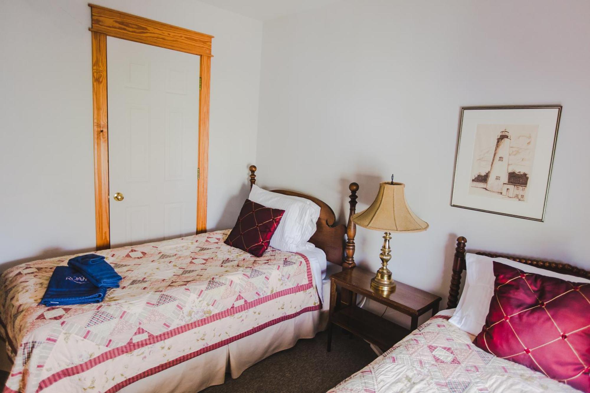 مانتيو Roanoke Island Inn الغرفة الصورة